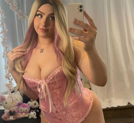 crystallhub free actress images