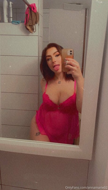 crystallhub nice actress pic