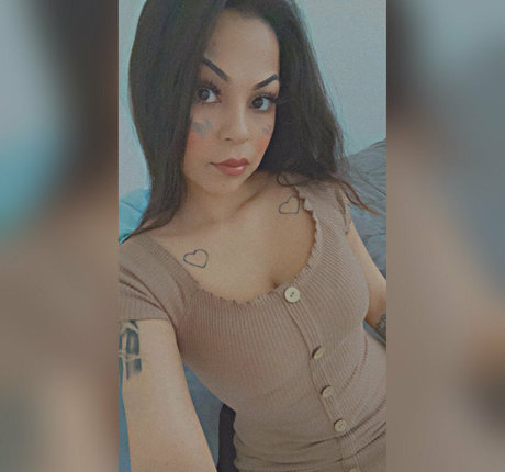 venuschula free actress picture