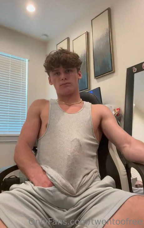 twentoofree model porn img