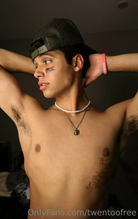 twentoofree pornographic star pictures