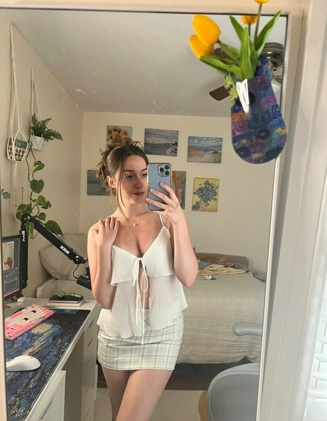 Klairelise model sexy pictures