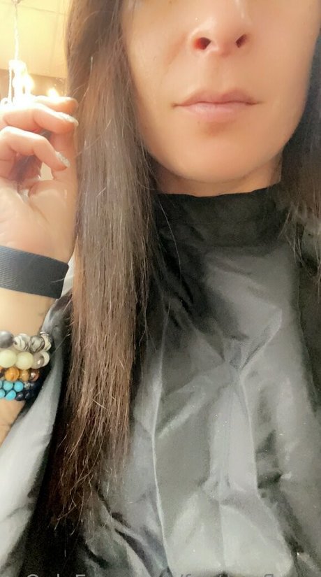 featherflows naked model galleries