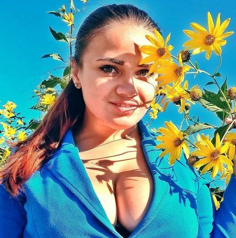 Vale Blagoeva nudes actress pics