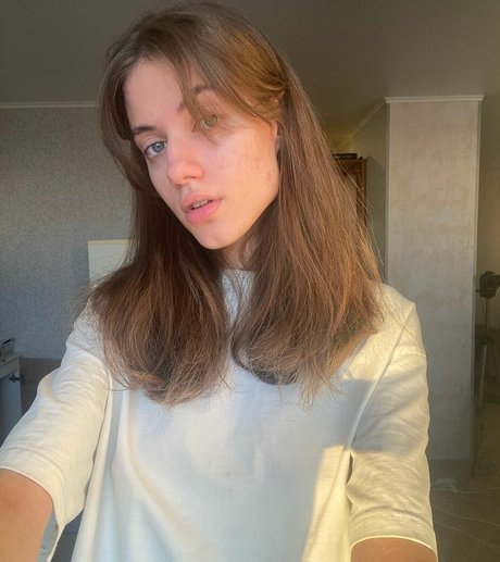 Ypryamkova model xxx gallery