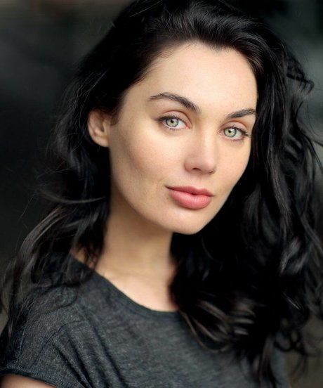 Poppy Corby Tuech star art archive