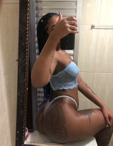 PackMedusa star pornographic photos