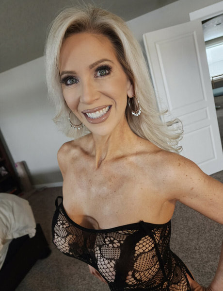 Anya XO pornstar sex picture