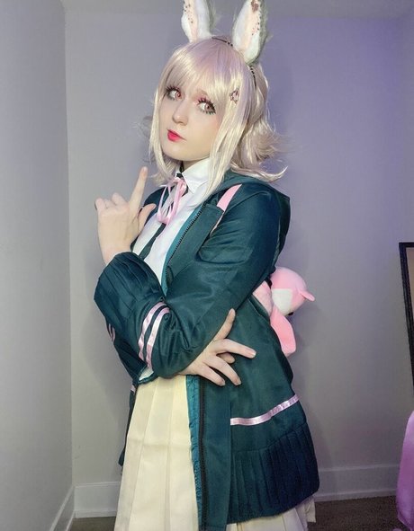 Satinstars exclusive actress picture