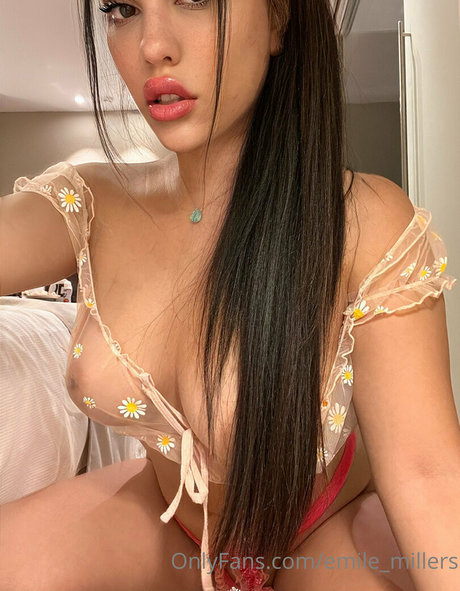 emile millers perfect actress pics