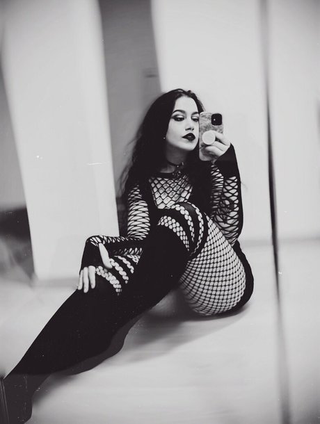 chubby nude onlyfans art xxx images