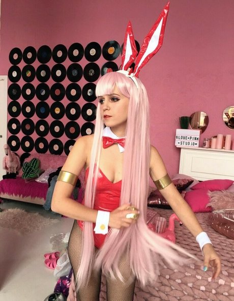 Fox Tsai Shen pornstar nude pic