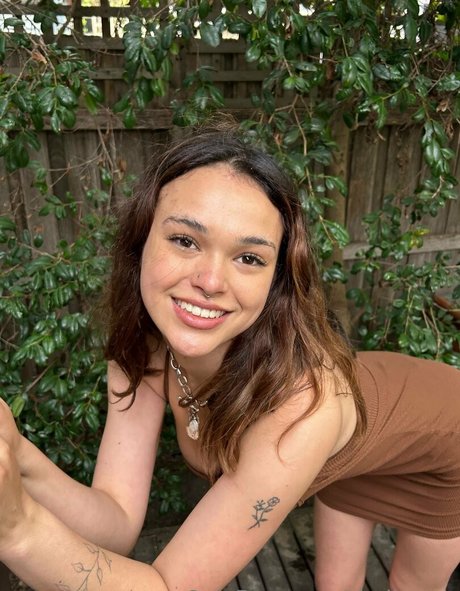 sneakyshell pretty star pic