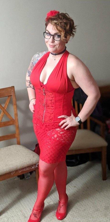 irisreigns model art gallery