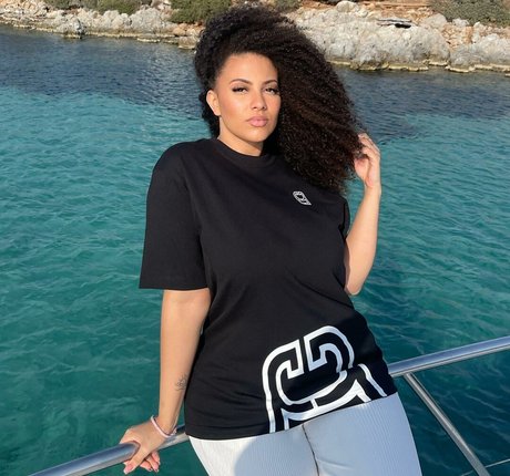 Ines Curly sex star images