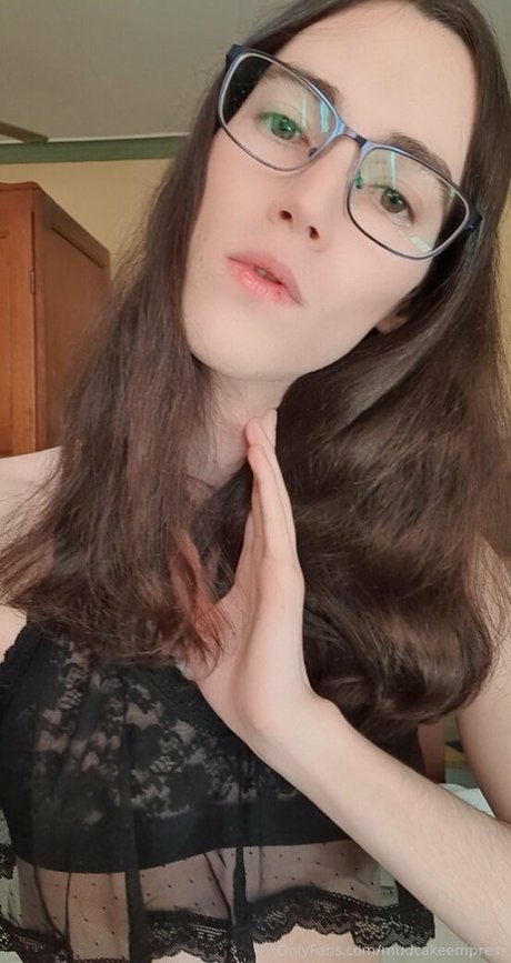 mudcakeempress adult actress image