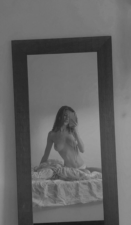 bbyliilii pornographic actress image