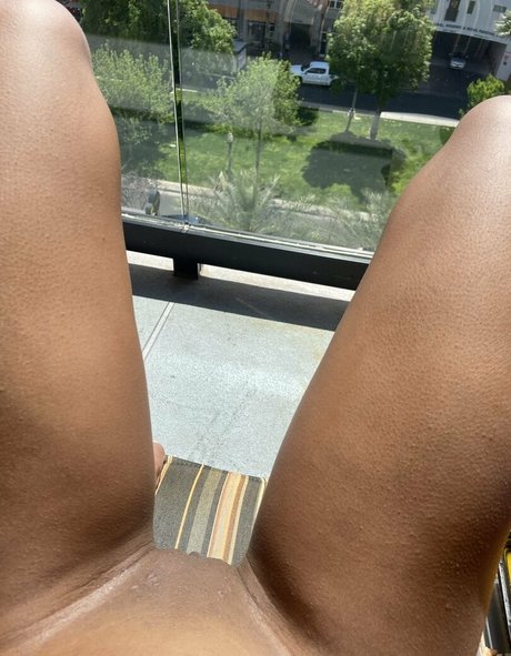 aliyahlust star nude pic