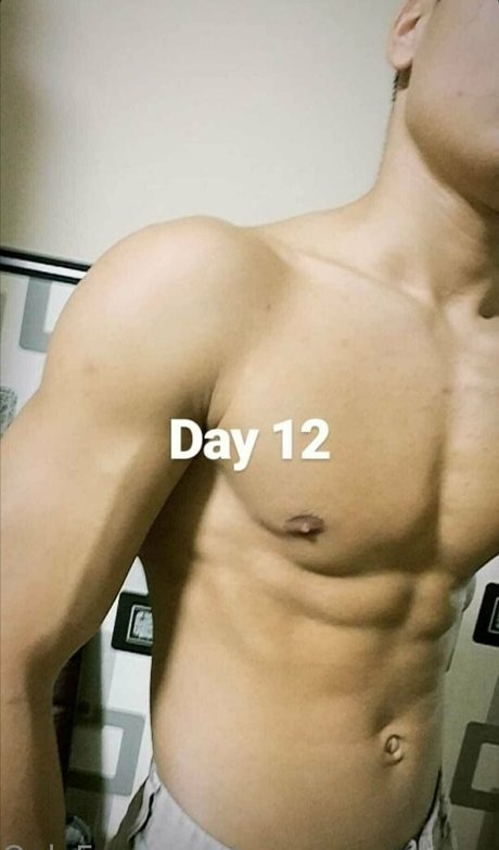 youngmusclegrowingboy model nude archive