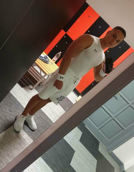 youngmusclegrowingboy porn model archive