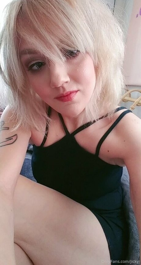 jickyj pornstar hot image