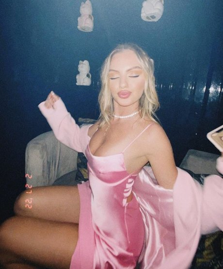 Alexandra Stan best star pictures