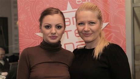 Alexandra Stan pretty model photos