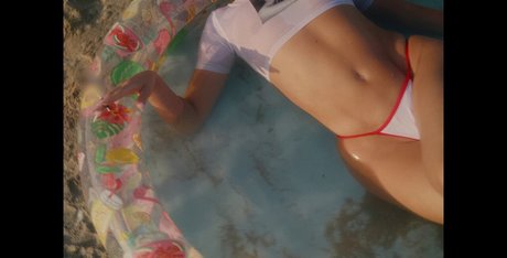 Alexandra Stan model free gallery