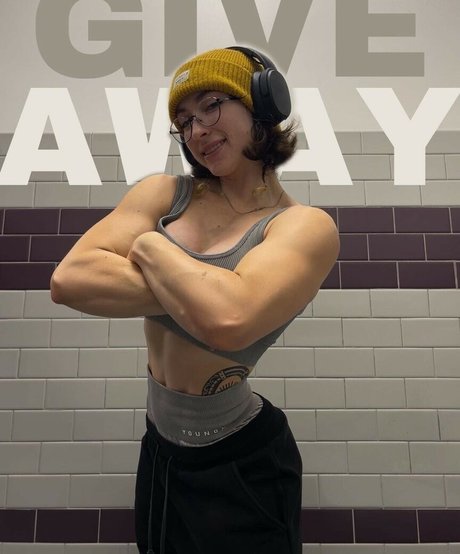 leanbeefpatty pretty pornstar picture