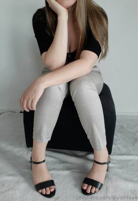 elvishfaye model pictures