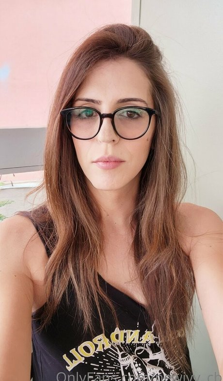 newivy cb naked pornstar img