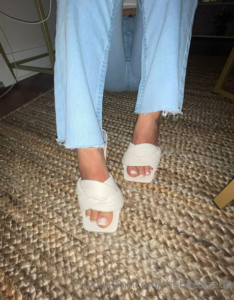 thebitesizedb xxx pornstar photos