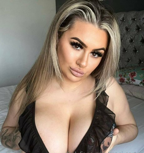 Maci Carter Profile pic