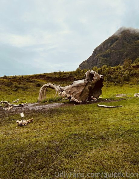 gulpfiction model perfect pics