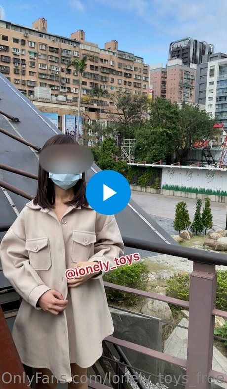 lonely toys free xxx actress archive