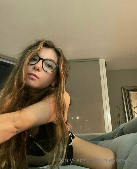 lanarhoads18 nude model pics