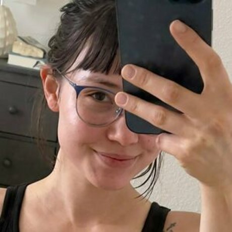 yummyaria pornographic model photo