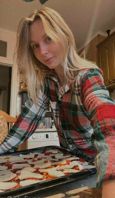 sofiaaaparker hot pornstar img