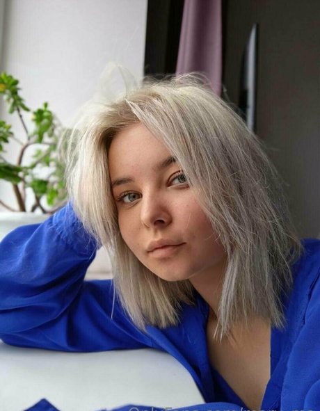 mary ma exclusive model picture