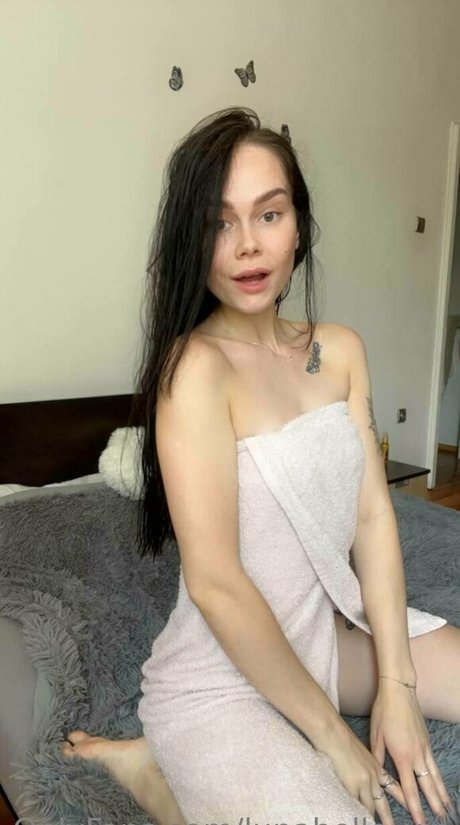 lunabelle vip hot star pic