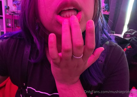 geekie boos pornstar exclusive photo