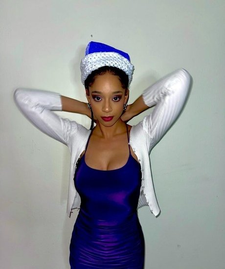 Amala Ekpunobi star nude gallery