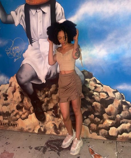 Amala Ekpunobi model art image