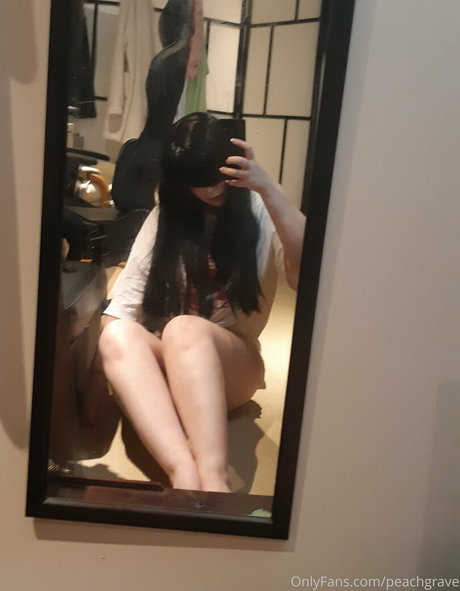 grrraves best pornstar image