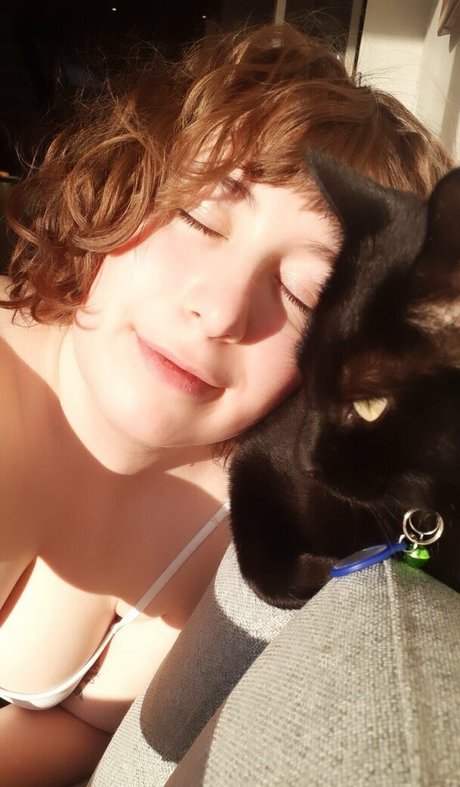 grrraves naked pornstar images