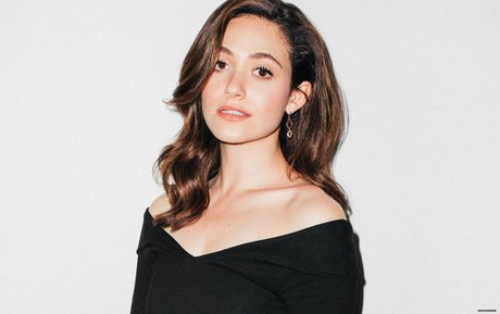 Emmy Rossum pretty star pic