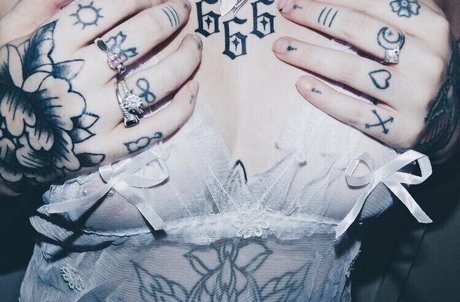 evarayfree star adult pic