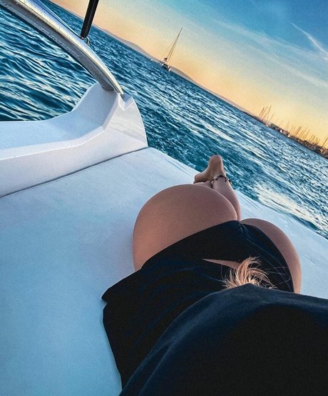 Sara Chafak beautiful pornstar images