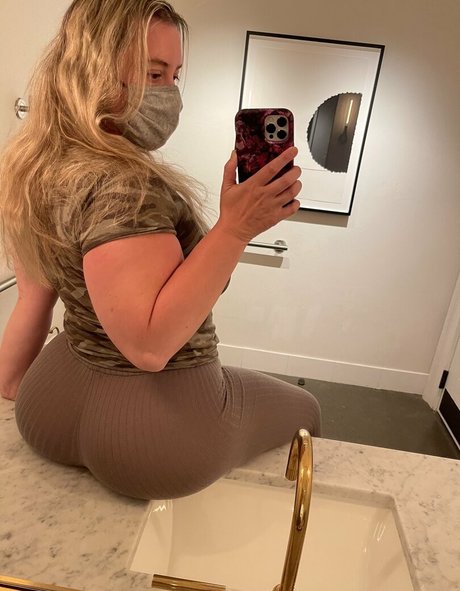 goddessfartsfree pornstar erotic image