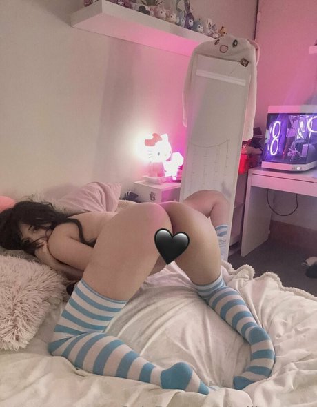 milismaww model porn img